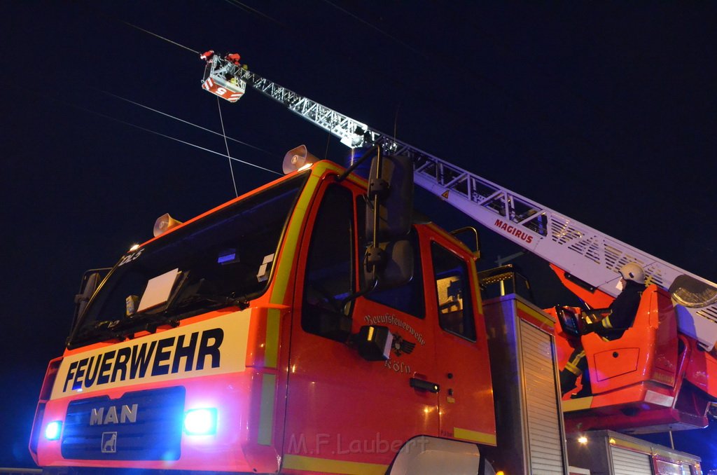 Einsatz BF Hoehenretter Koelner Seilbahn Hoehe Zoobruecke P2332.JPG